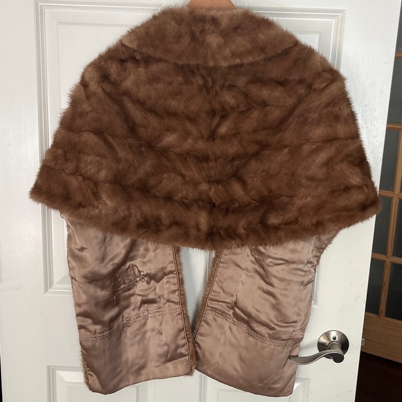 Mink Stole medium golden Brown Fur Shawl Wrap - Picture 6 of 7